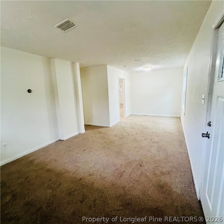 Property Photo: 1005 S Pine Street NC 28352