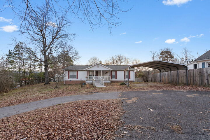 Property Photo:  1835 Circle Drive SW  TN 37311 