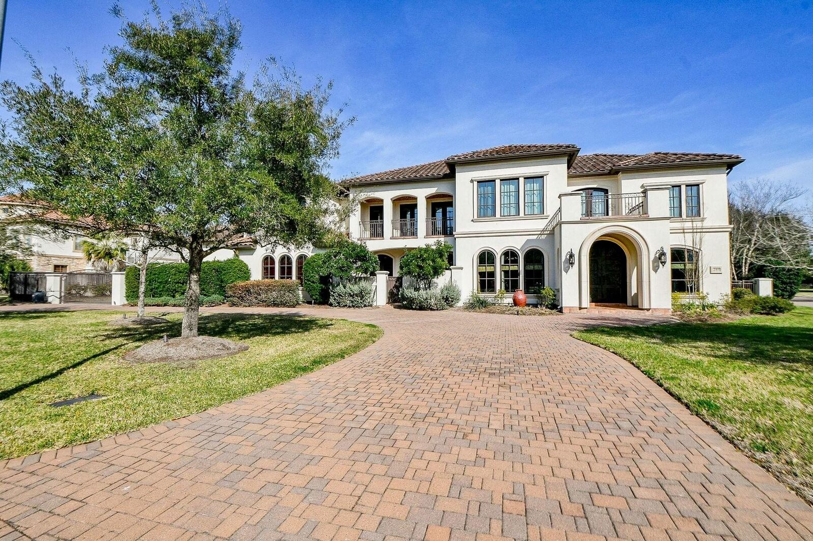 Property Photo:  2411 Ivy Run Court  TX 77450 