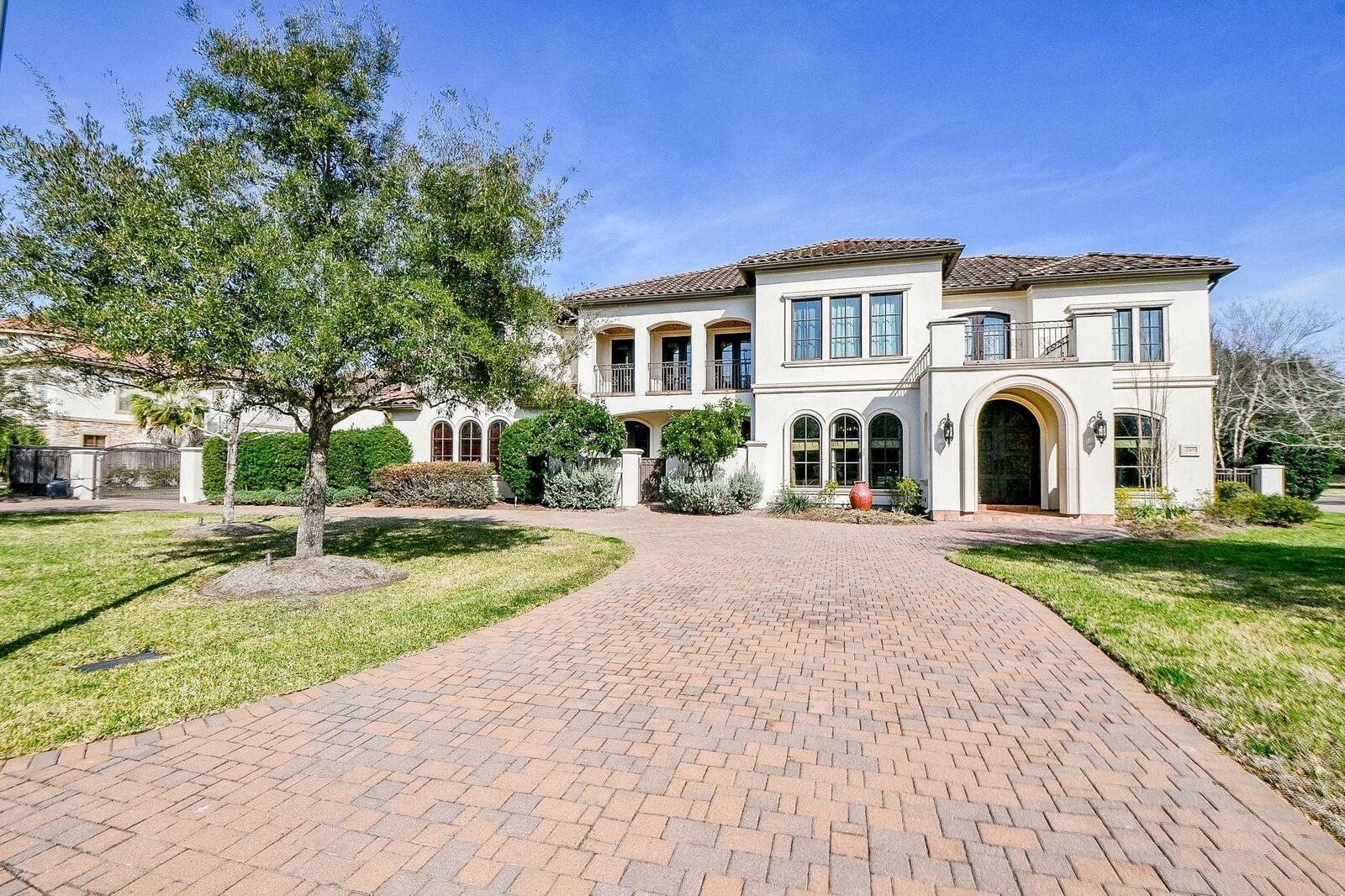 Property Photo:  2411 Ivy Run Court  TX 77450 