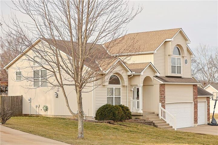 Property Photo: 18801 E 24th Terrace MO 64057