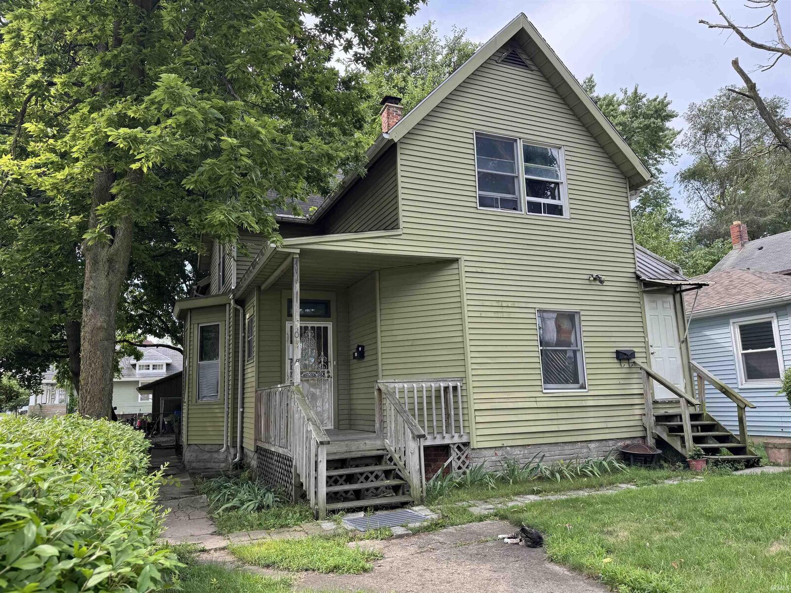 Property Photo:  1505 Swinney Avenue  IN 46802-4343 