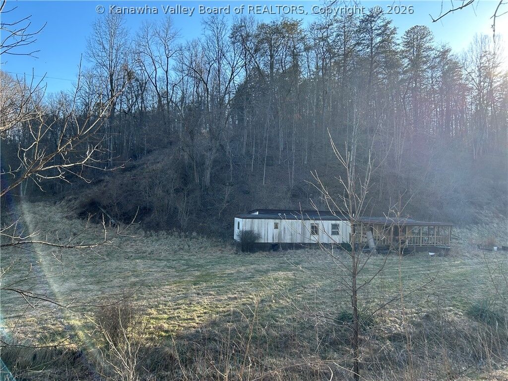 Property Photo:  475 Cunningham Lane  WV 25248 