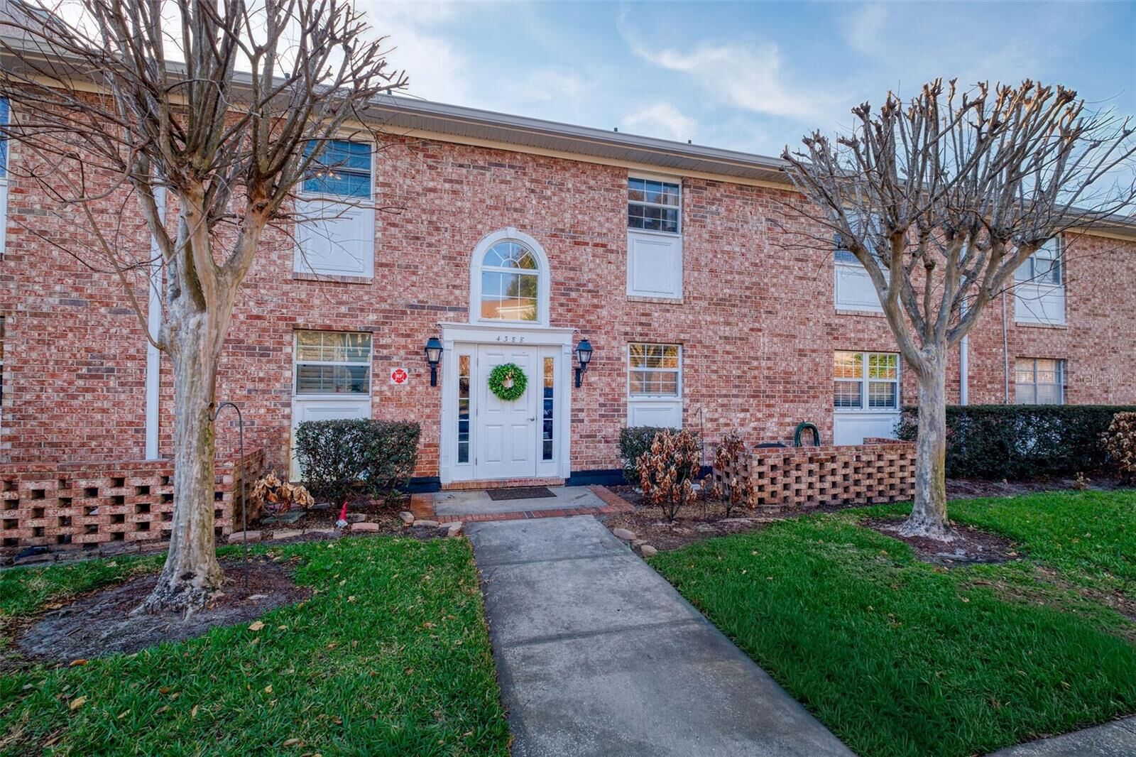 Property Photo:  4388 Lake Underhill Road 21C2  FL 32803 