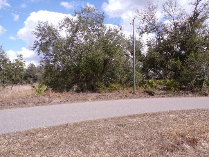 Property Photo: 208 And 214 Rose Circle FL 33982