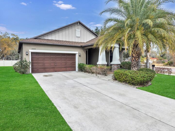 Property Photo:  12203 Ballentrae Forest Drive  FL 33579 