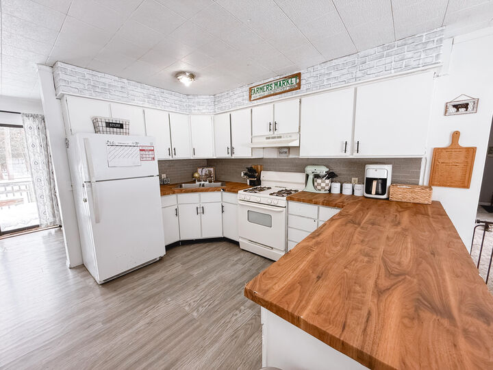 Property Photo:  6724 Holton-Duck Lake Road  MI 49425 