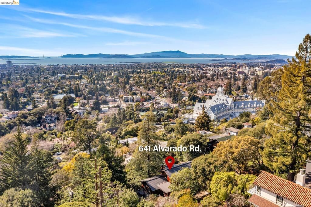 Property Photo:  641 Alvarado Rd  CA 94705 