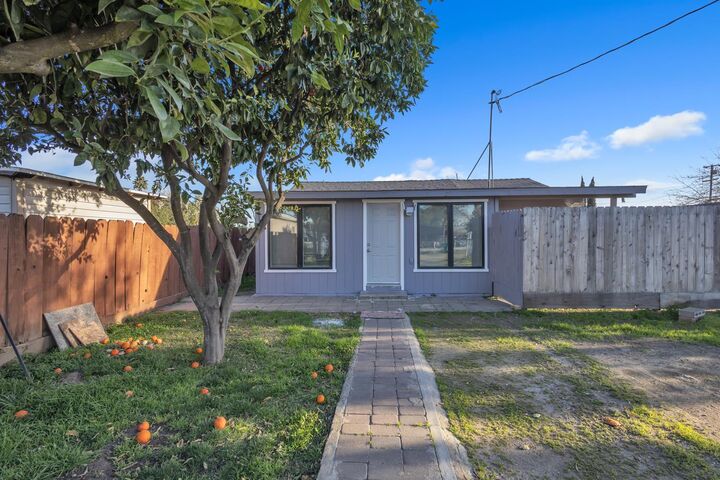 Property Photo:  5224 Ardelle Avenue  CA 95215 