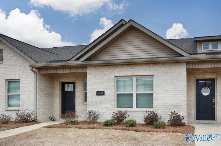 Property Photo:  408 Ronnie Drive SE  AL 35640 
