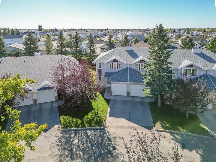 Property Photo: 100 Catalina Circle NE AB T1Y 7B7