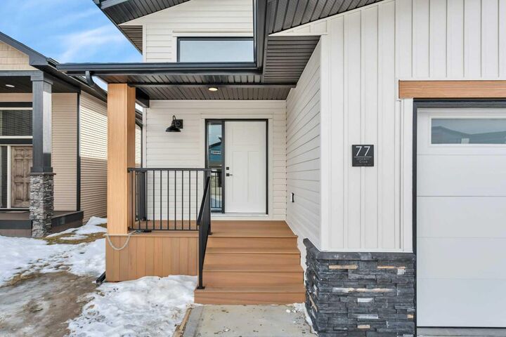 Property Photo: 77 Maclean Close AB T4M 0H4