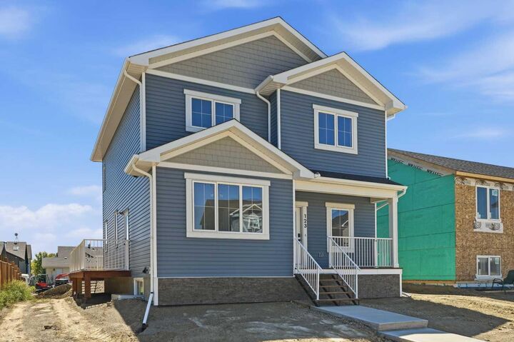 Property Photo: 123 Coote Street AB T0L 0P0