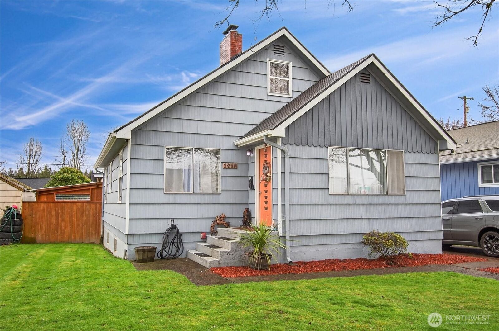 Property Photo: 1210 8th Avenue WA 98632