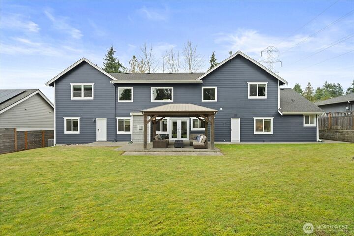 Property Photo: 12411 NE 108th Place WA 98033