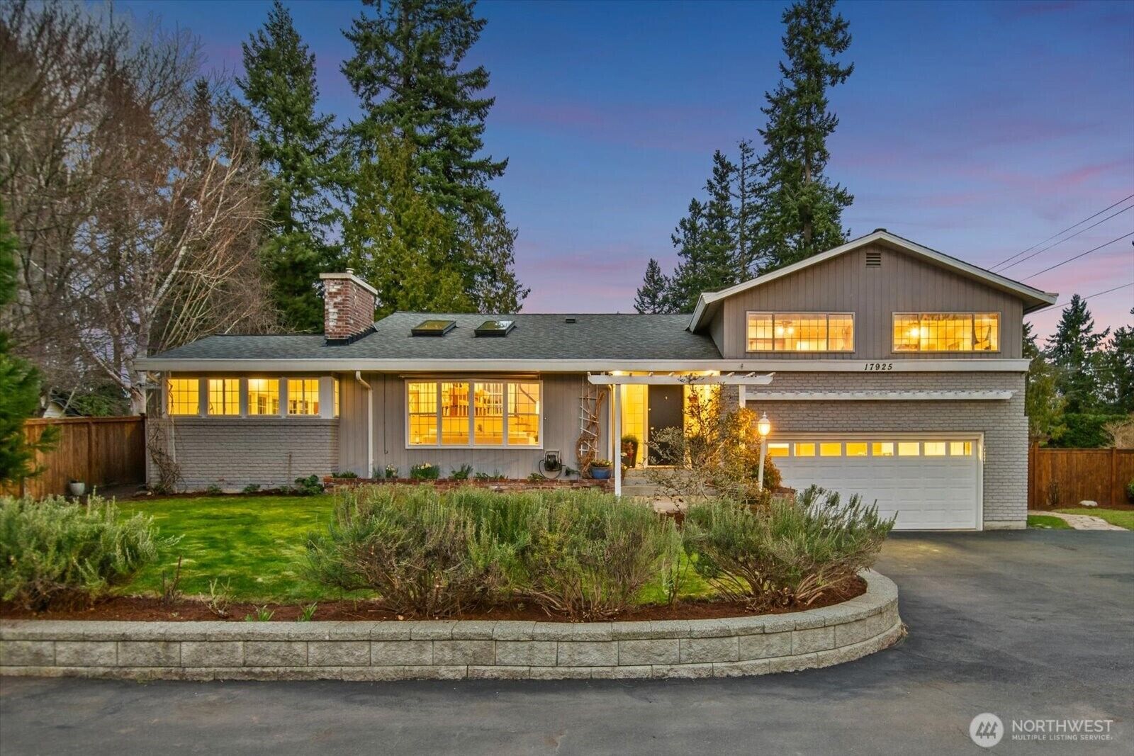 Property Photo:  17925  72nd Avenue W  WA 98026 