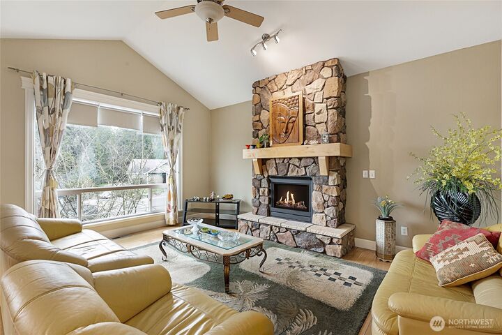 Property Photo:  660  Parkside Place  WA 98230 