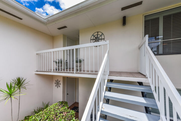 Property Photo: 4680 SW Parkgate Boulevard B FL 34990
