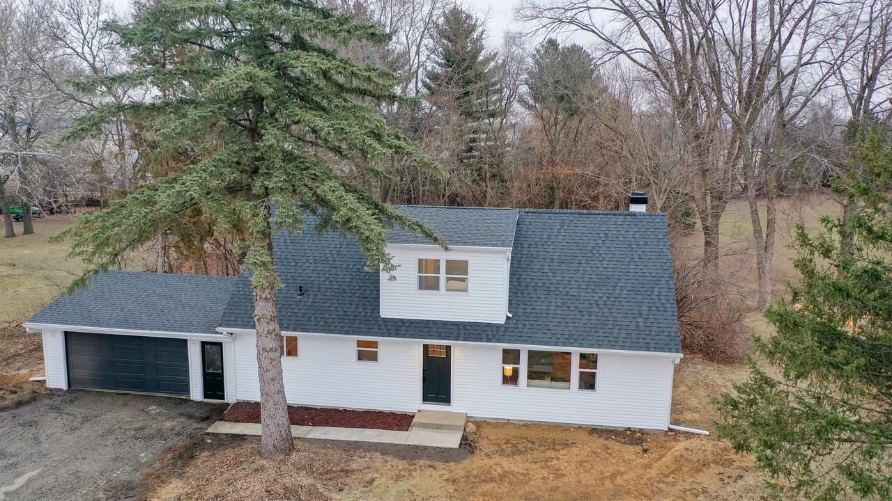 Property Photo: 4554 S John Paul Road WI 53563
