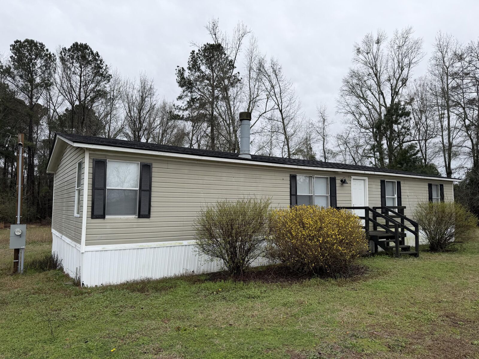 Property Photo: 6862 Moses Dingle Road SC 29102