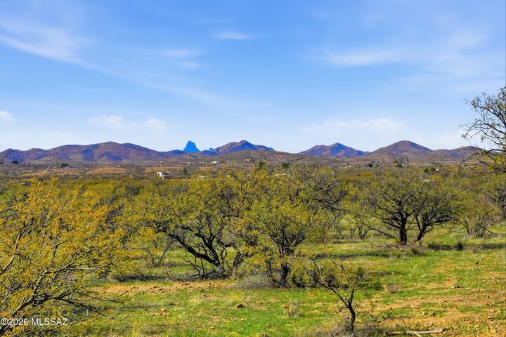 Property Photo:  15700 W Crooked Sky Way 140  AZ 85601 