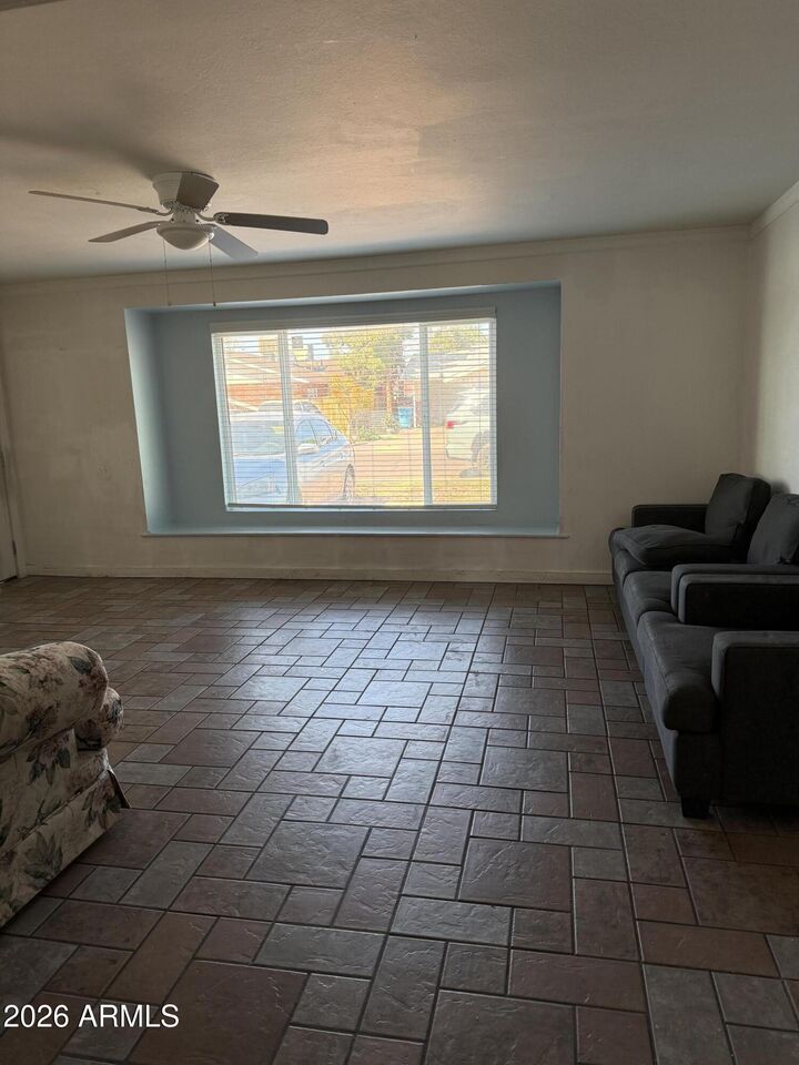 Property Photo:  3725 W Keim Drive  AZ 85019 