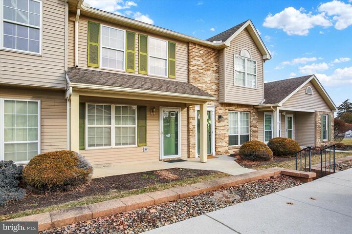 Property Photo:  120 Easterly Drive  PA 17050 