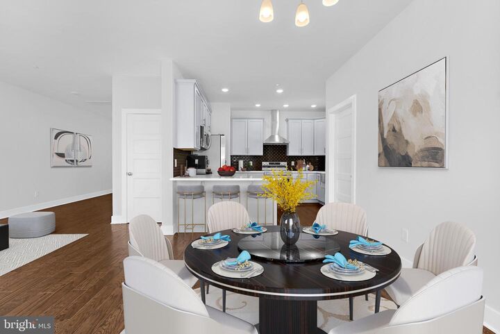 Property Photo: 587 Knollwood Road MD 21146