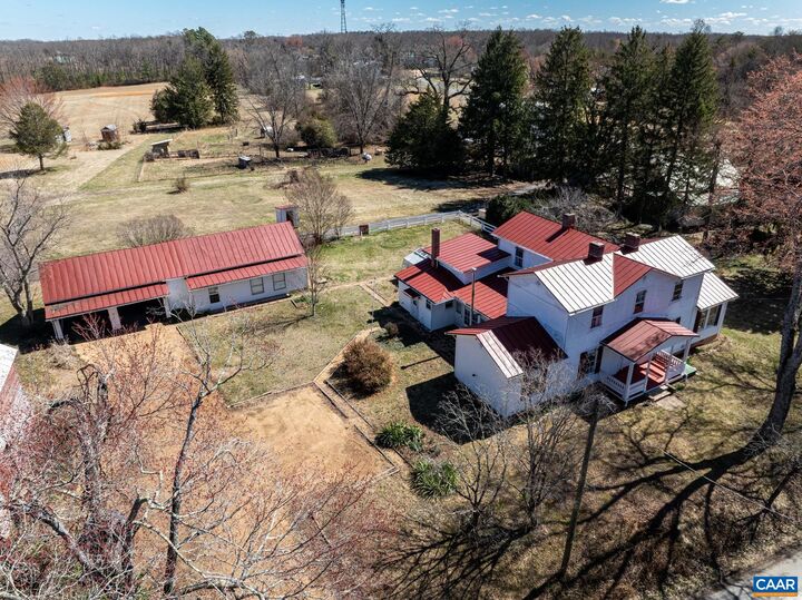 Property Photo:  9451 Black Walnut Run Rd  VA 22542 