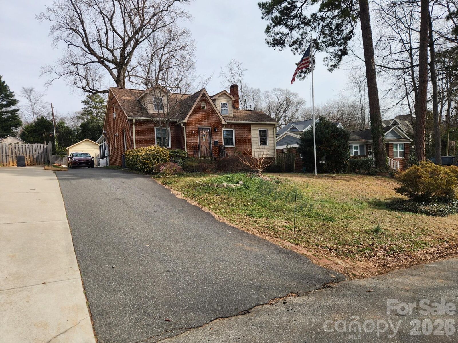 Property Photo:  3139 Shenandoah Avenue  NC 28205 