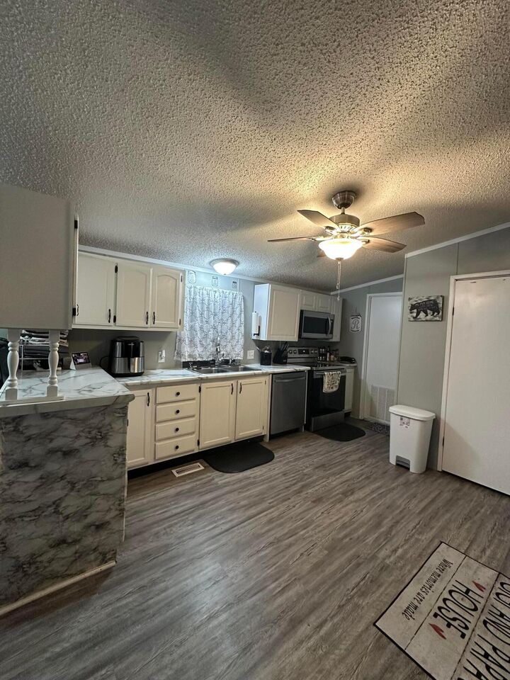 Property Photo:  208 Rosie Avenue  OH 43062 