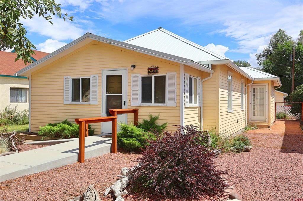 Property Photo:  206 Bell Avenue  CO 81101 