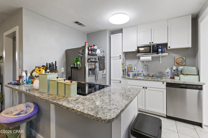 Property Photo:  448 S Macarthur Avenue  FL 32401 