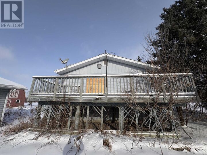 Property Photo:  91 Lavallee Rd S  ON P0W 1C0 