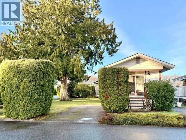 Property Photo:  41-7624 Duncan Street  BC V8A 5L2 