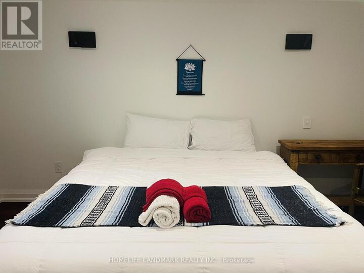 Property Photo: 3615 Gunning Drive 110 ON L2G 6L3