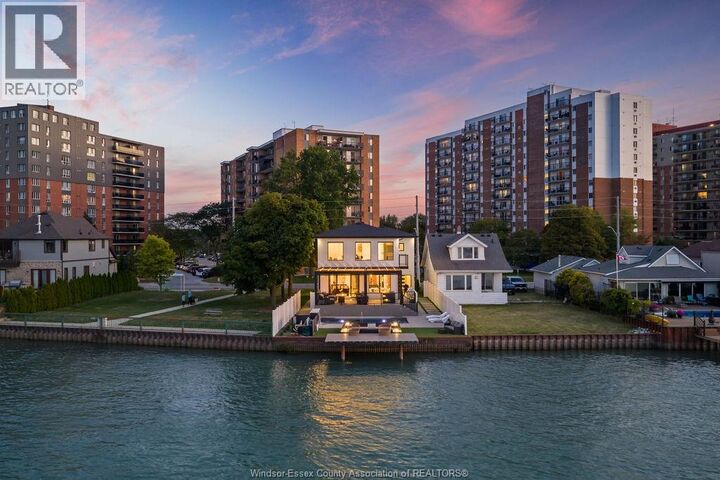 Property Photo:  8720 Riverside Drive East  ON N8S 1E9 