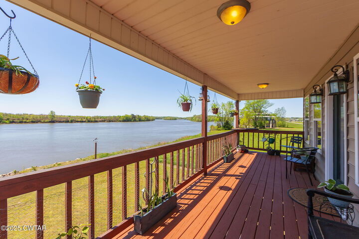 Property Photo: 1730 Catfish Lane TN 38327