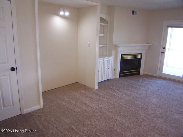 Property Photo:  2726 Hollywood Terrace 112  KY 40206 