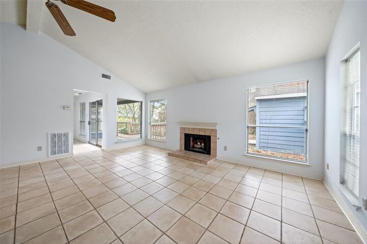 Property Photo:  19 Tulip Hill Court  TX 77380 