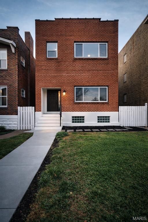 Property Photo: 4119 Enright Avenue MO 63108