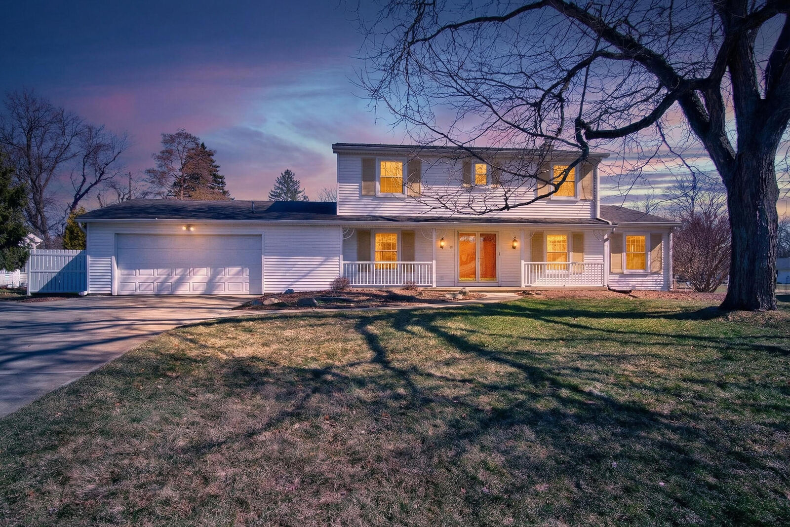 Property Photo:  829 Thorntree Boulevard  MI 49203 
