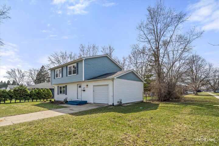 Property Photo:  540 N Rosedale Avenue  IL 60506 