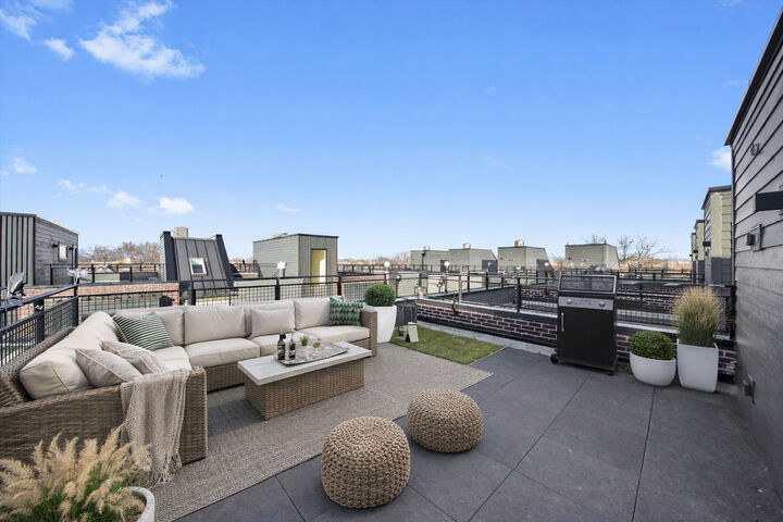 Property Photo:  4204 W Belmont Avenue  IL 60641 