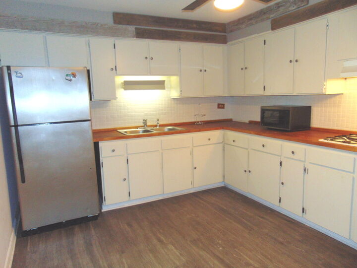 Property Photo:  9588 N Terrace Place 208H  IL 60016 