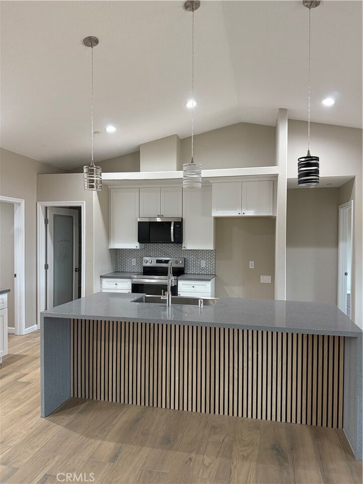Property Photo:  9677 I Avenue  CA 92345 