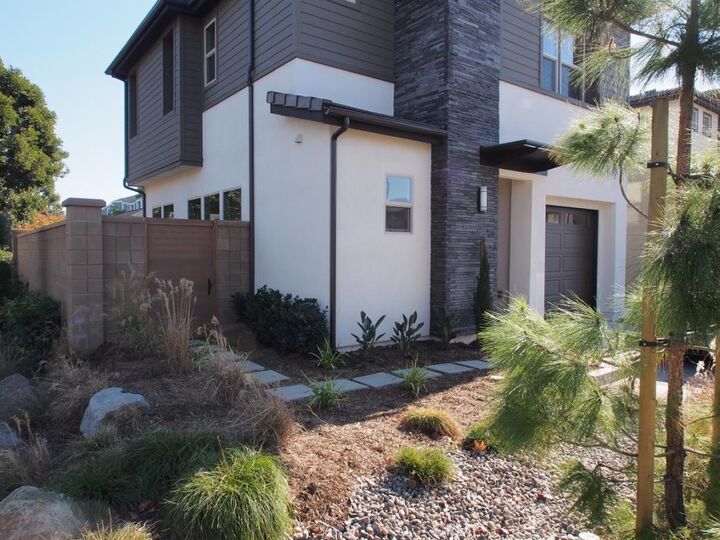 Property Photo: 3068 Edgeway CA 92626