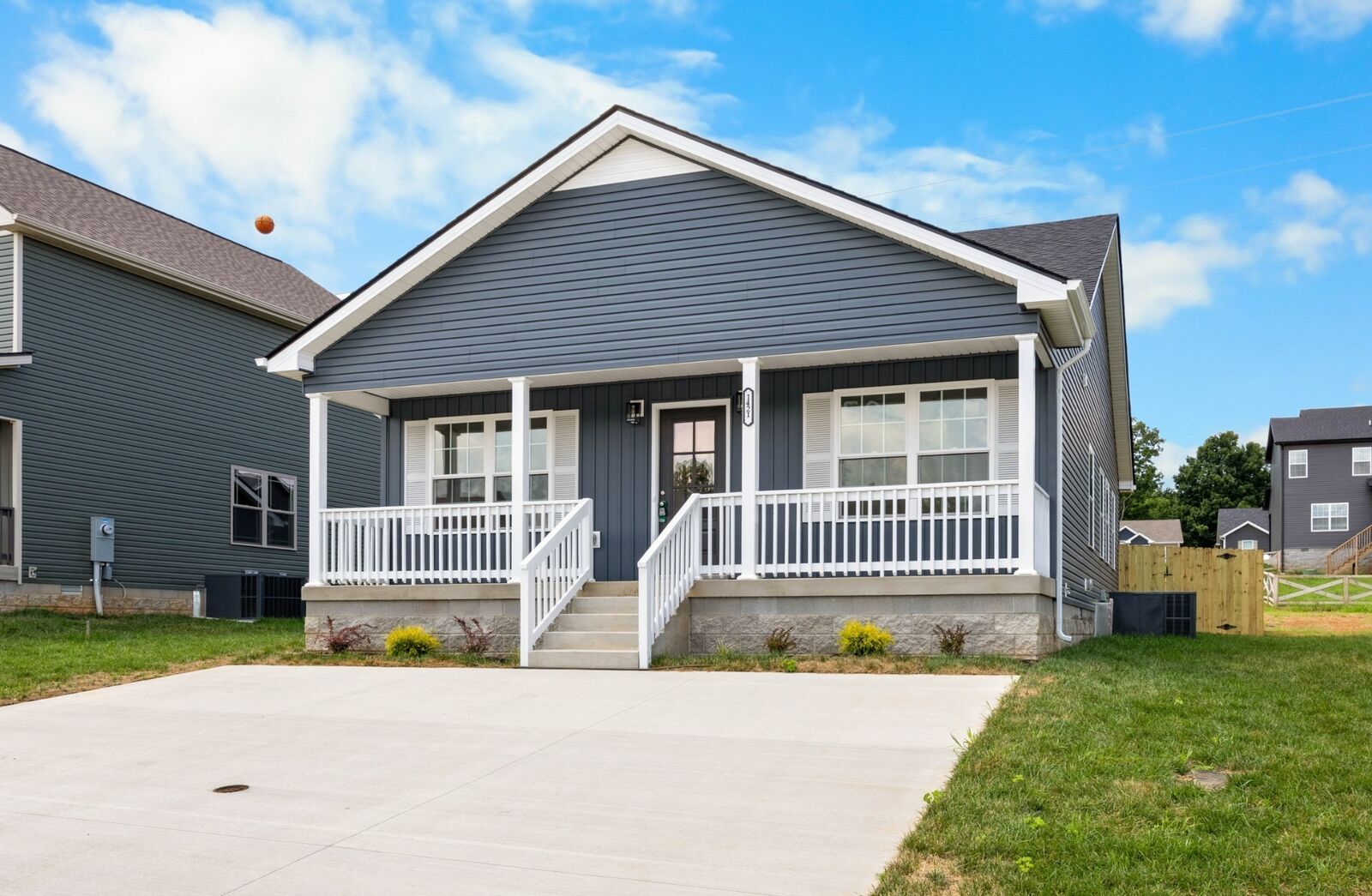 Property Photo: 2627 Scott Dr TN 37042