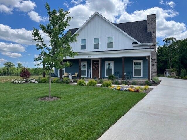 Property Photo: 1526 Shalom St TN 37128