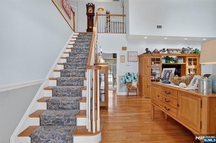 Property Photo:  40 Cedar Street  NJ 07403 